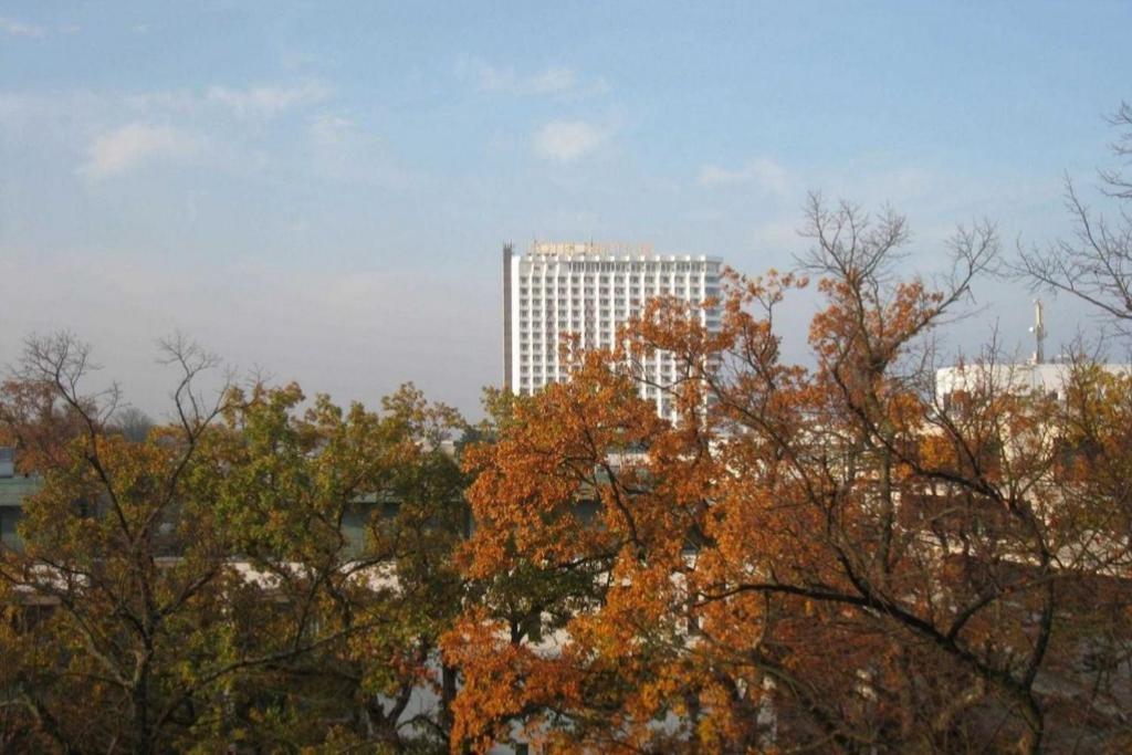 Apartamento Charlotte, Direkt Am Kurpark Rostock Exterior foto